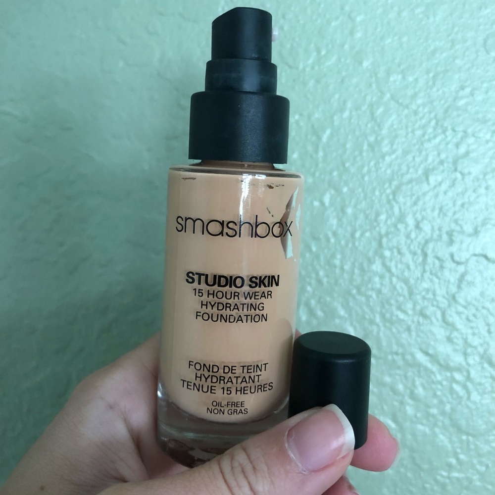 Smashbox Studio Skin 15 Hour Hydrating Foundation